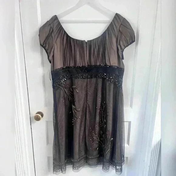 Adrianna Papell Short Sleeve Embroidered Sheath Dress New With Tag - Picture 4 of 4
